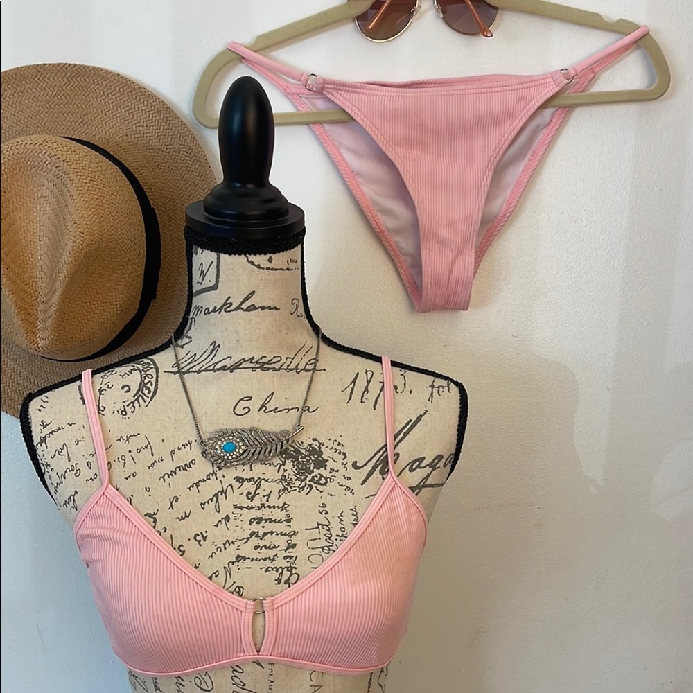 Pursuit | Pink Ribbed Bikini Set Size Large